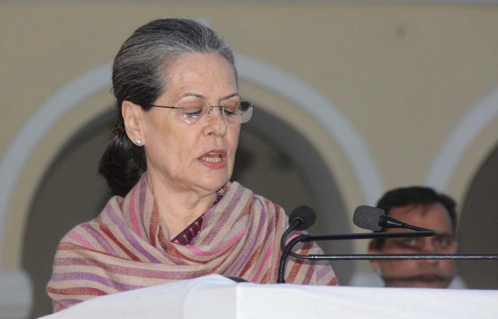The Weekend Leader - Govt offloading of PSU means loss of public money: Sonia